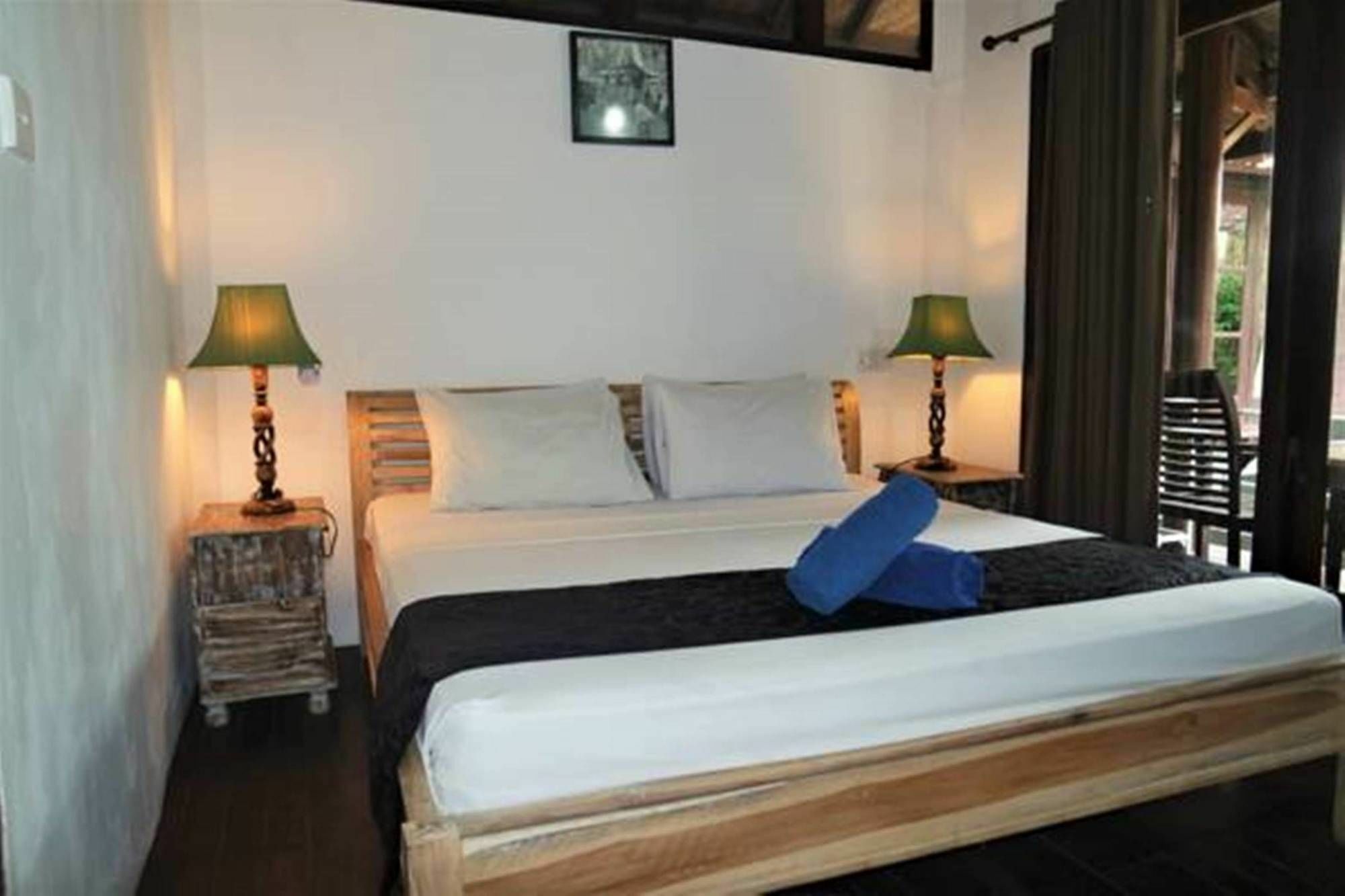 Drupadi Bungalows Gili Trawangan Exterior photo