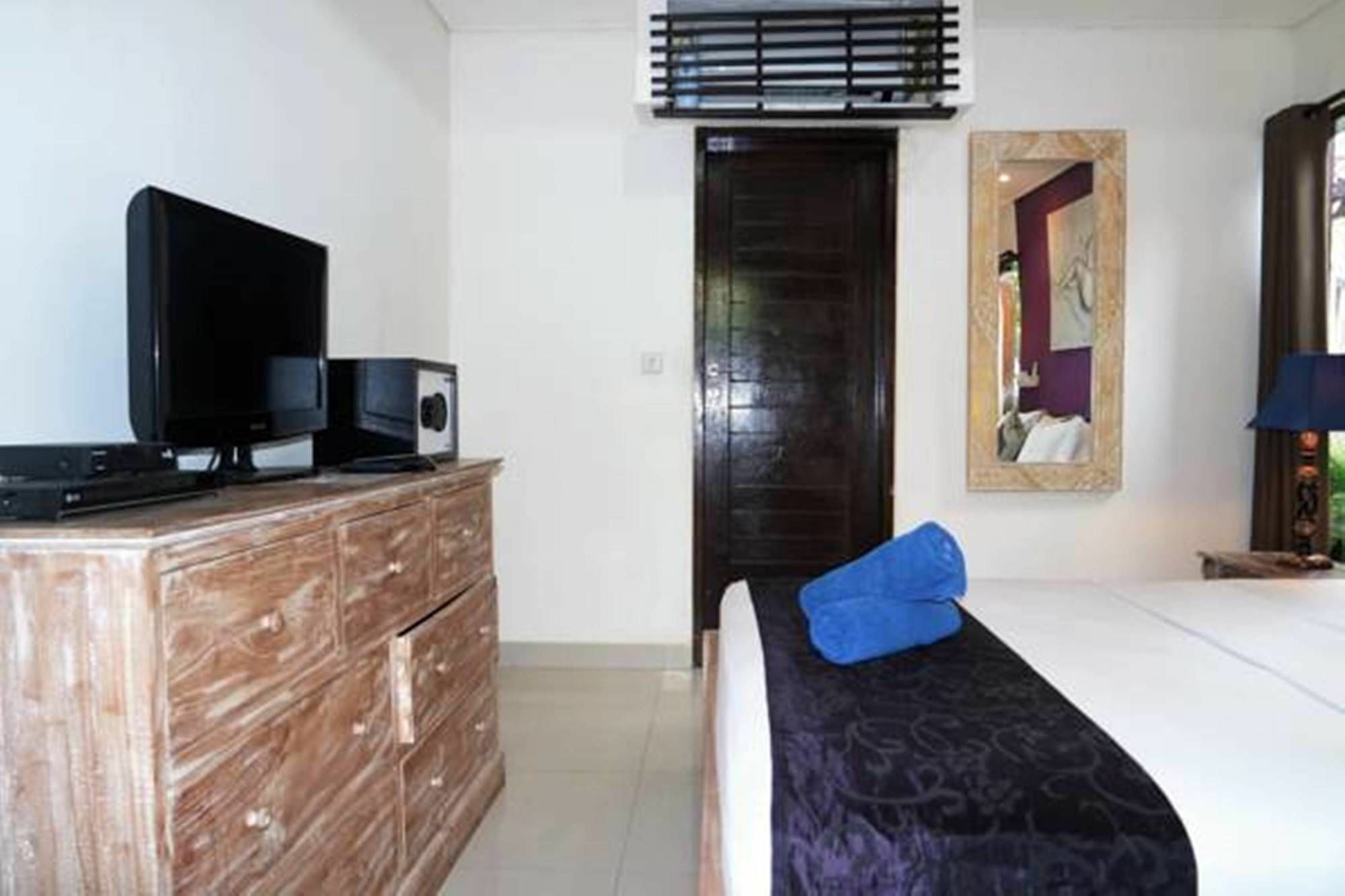 Drupadi Bungalows Gili Trawangan Exterior photo